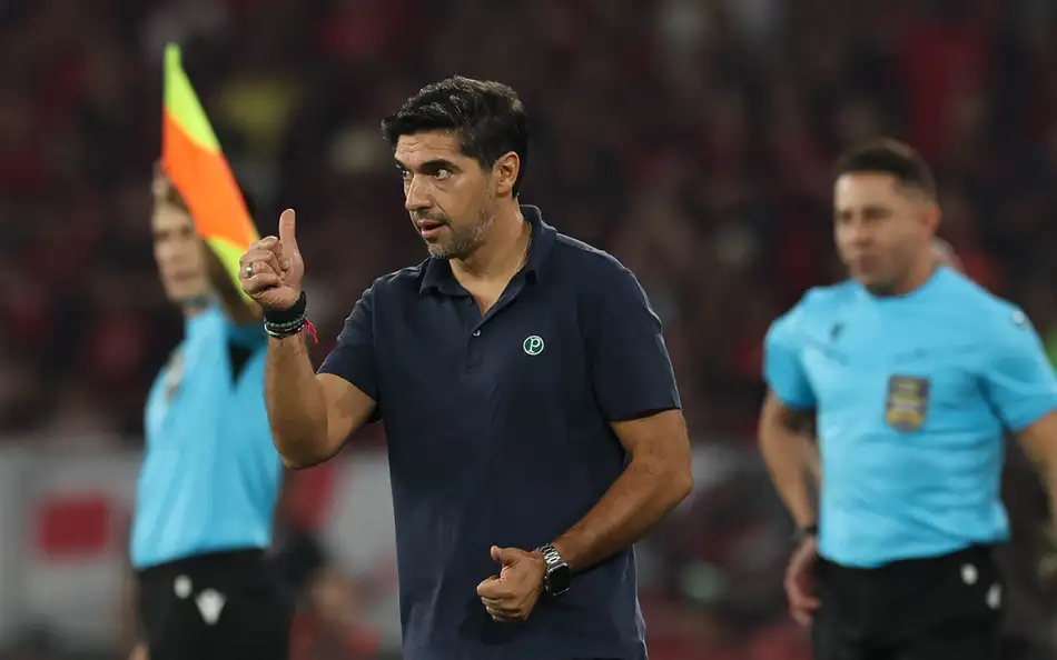 O técnico do Palmeiras, Abel Ferreira, na vitória sobre o Flamengo, no Maracanã (Foto: Cesar Greco/Palmeiras/Divulgação)