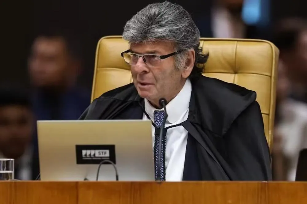 O ministro do STF, Luiz Fux, suspende decisão de Dino que permitia divulgação de fake news sobre Nossa Senhora Aparecida - Foto: Alejandro Zambrana/STF