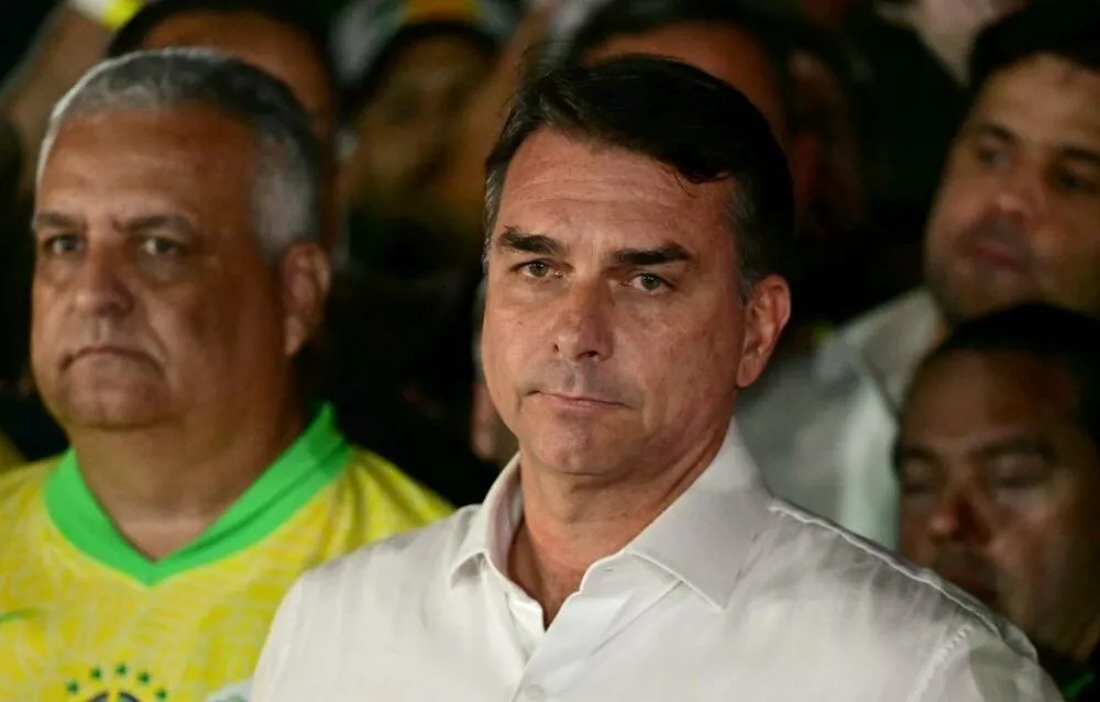 Flávio Bolsonaro, candidato derrotado à Presidência da República - Foto: Pablo Porciúncula/AFP