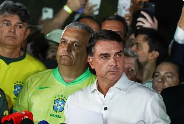 O candidato do PL à Presidência, Flávio Bolsonaro, falou após ser derrotado na eleição, no dia 26 de outubro de 2026 — Foto: Agustin Marcarian/Reuters