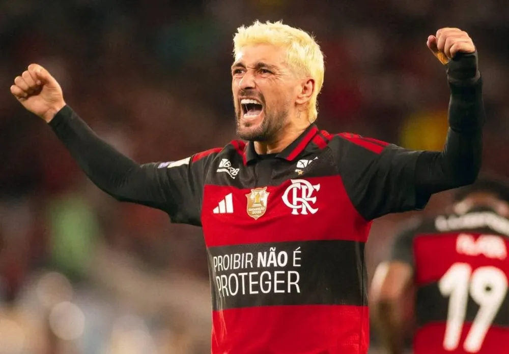 Gol nos acréscimos garante vitória dramática do Flamengo