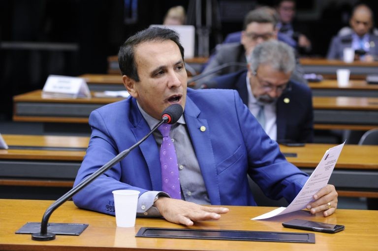 Para Gaguim, a poluição luminosa é um problema ambiental sério, mas subestimado - (Foto: Cleia Viana/Câmara dos Deputados)