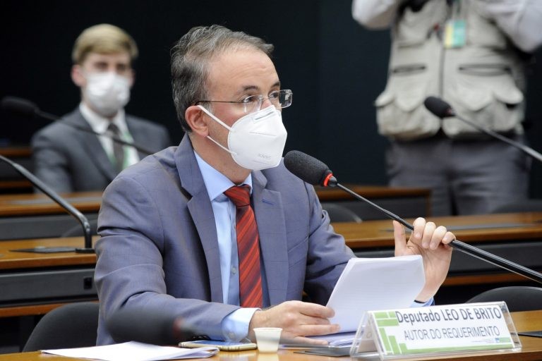 Deputado Leo de Brito, autor do requerimento para a audiência - (Foto: Cleia Viana/Câmara dos Deputados)