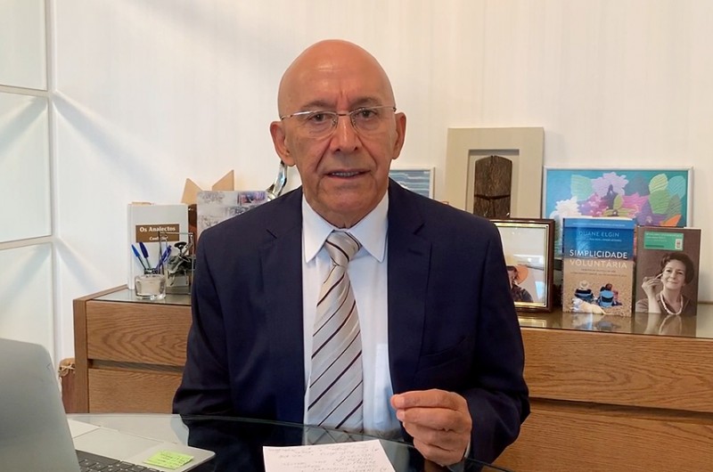 Confúcio Moura é presidente da Comissão Temporária da Covid-19 - Reprodução/TV Senado