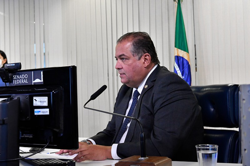 O senador Eduardo Gomes, líder do governo no Congresso, foi relator do projeto - Waldemir Barreto/Agência Senado