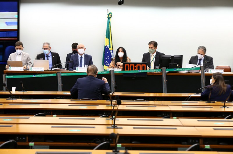 o ministro da Educação, Milton Ribeiro, anunciou à Comissão Mista de Orçamento que as despesas discricionárias do setor terão aumento de 7,2% no ano que vem - Cleia Viana/Câmara dos Deputados