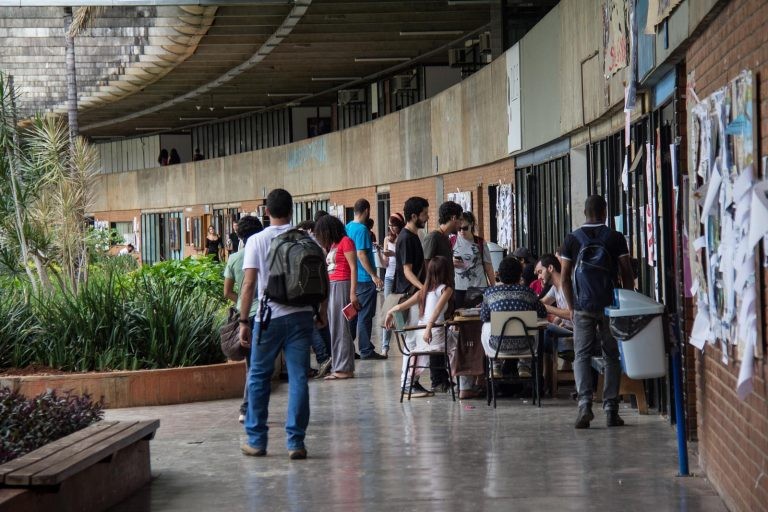 Deputados criticam a falta de verbas para as universidades federais - (Foto: Mariana Costa/Universidade de Brasília)