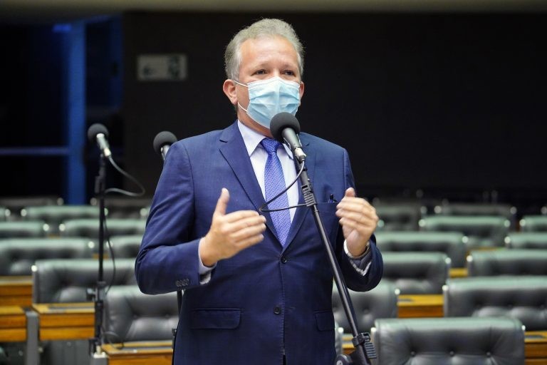 Figueiredo: medida estava prevista na MP do Futebol, mas acabou vetada - (Foto: Pablo Valadares/Câmara dos Deputados)