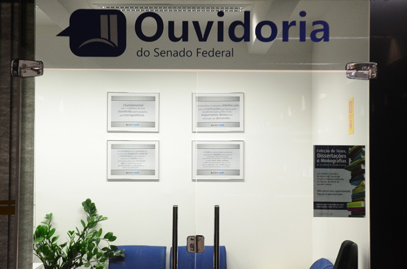 O telefone foi um dos meios de contato mais procurados pela população - Ana Volpe/Agência Senado