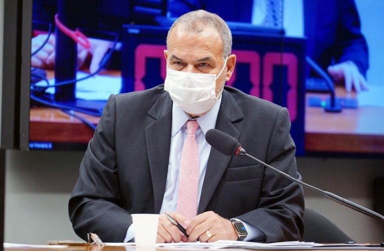 Jorge Braz ampliou itens obrigatórios em equipamentos novos - (Foto: Pablo Valadares/Câmara dos Deputados)