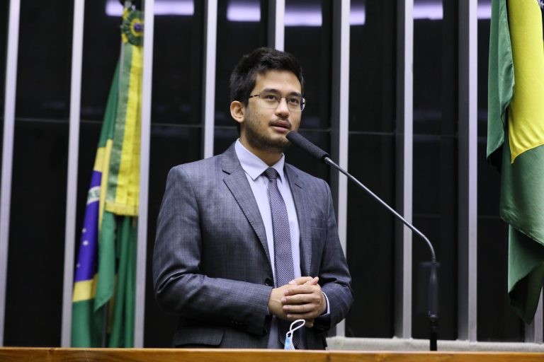 Kataguiri recomendou a aprovação da proposta - (Foto: Cleia Viana/Câmara dos Deputados)