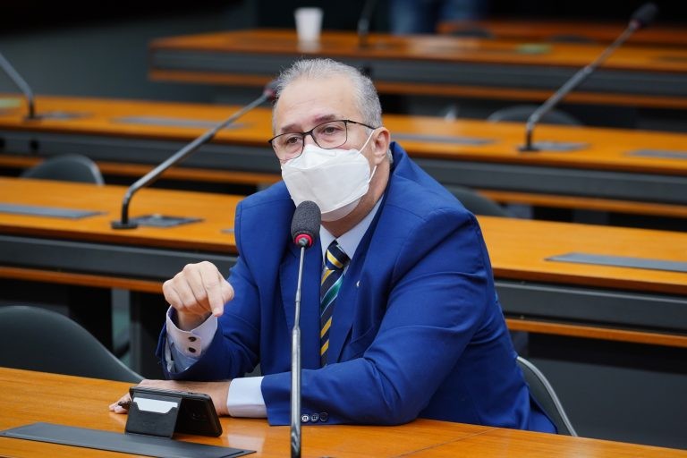 Martins: propostas como essa já foram rejeitadas nas comissões - (Foto: Pablo Valadares/Câmara dos Deputados)