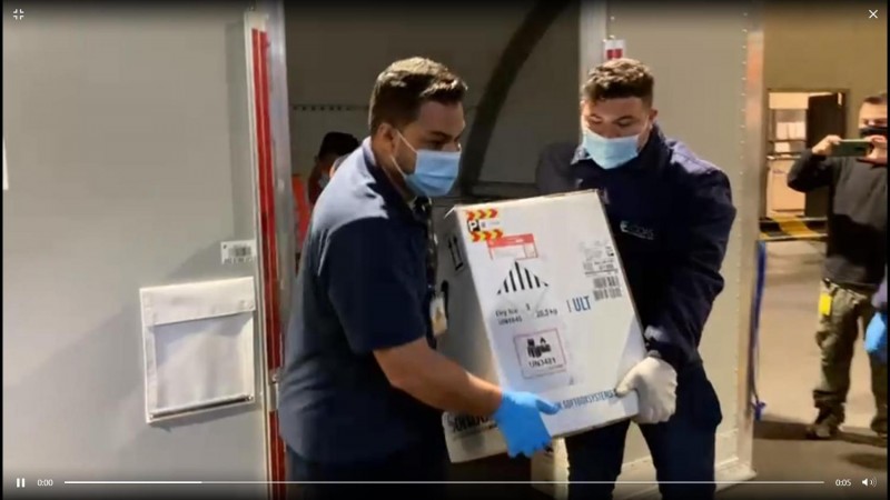 Lote da vacina da Pfizer é desembarcado no Viracopos, em Campinas (SP) - (Foto: UPS/ALF VCP TV-REC.FEDERAL VIRACOPOS)