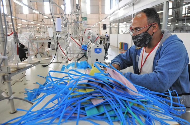 Aluno da Fábrica Social, do DF, que dá cursos de qualificação profissional e forma microempreendedores - Paulo H. Carvalho / Agência Brasília