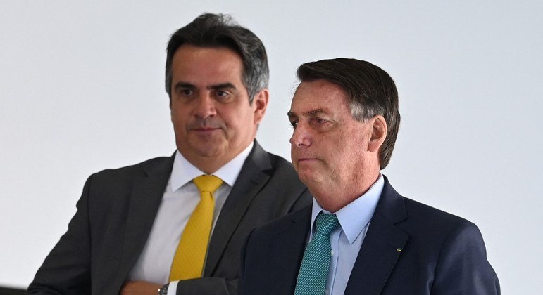 O ministro da Casa Civil, Ciro Nogueira, do PP, ao lado de Bolsonaro: legenda fiadora da governabilidade EVARISTO SÁ/AFP 30.07.2021