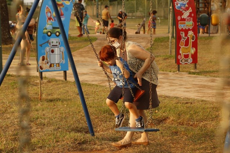 O reconhecimento da parentalidade toma por princípio o compartilhamento do cuidado - (Foto: Fernanda Borges/Prefeitura de Uberaba-MG)