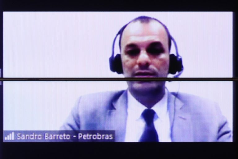 Sandro Barreto: Petrobras busca evitar repasse ao mercado da volatilidade dos preços 