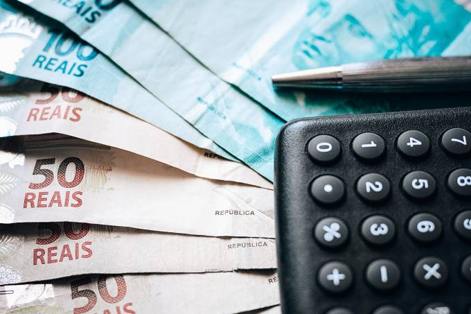 Dívida das famílias no Brasil em relação ao PIB chegou a 46% no fim de 2020 (Gustavo Mellossa/iStock/Getty Images)