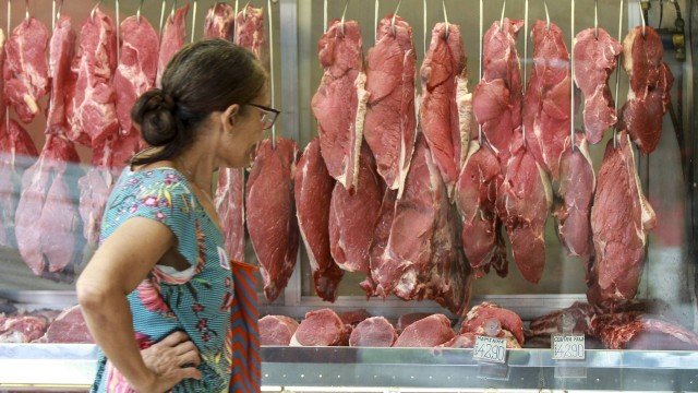 A redução tímida não compensa os sucessivos aumentos Foto: Gabriel de Paiva / Agência O Globo