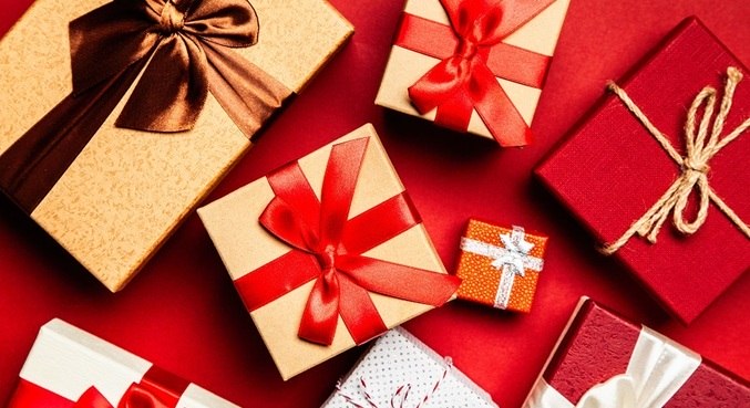 Um terço dos trabalhadores vai usar 13º para comprar presentes de Natal PEXELS