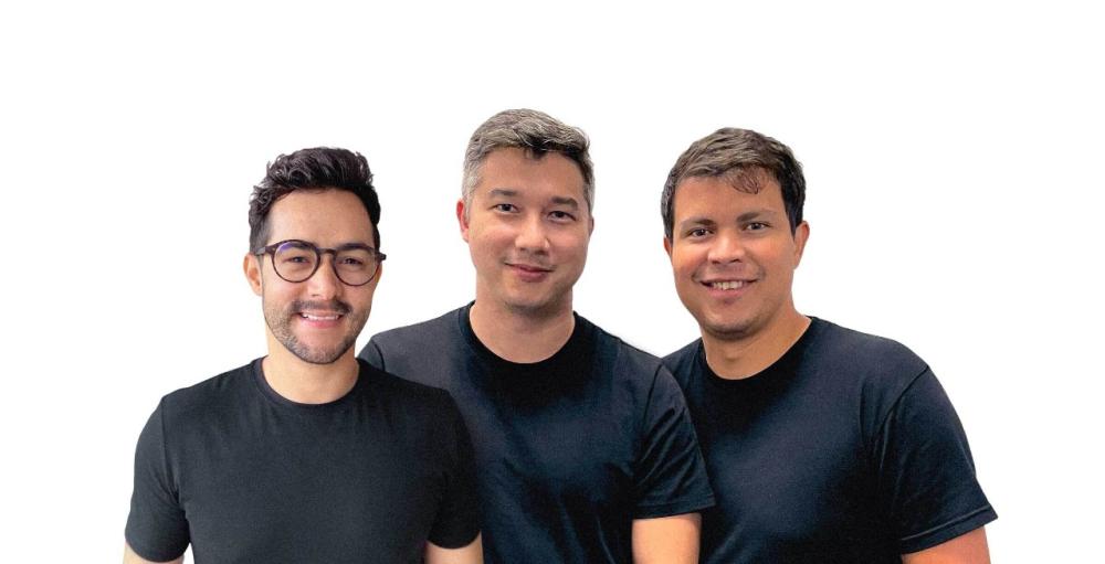 Moises Jardson Almeida, Eddie Hsu e Geraldo Ramos são os fundadores do ‘Moises’ (Foto: Divulgação)