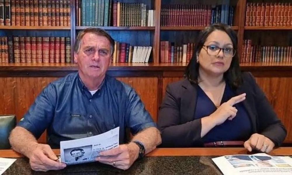 Bolsonaro durante live Foto: Bolsonaro durante live