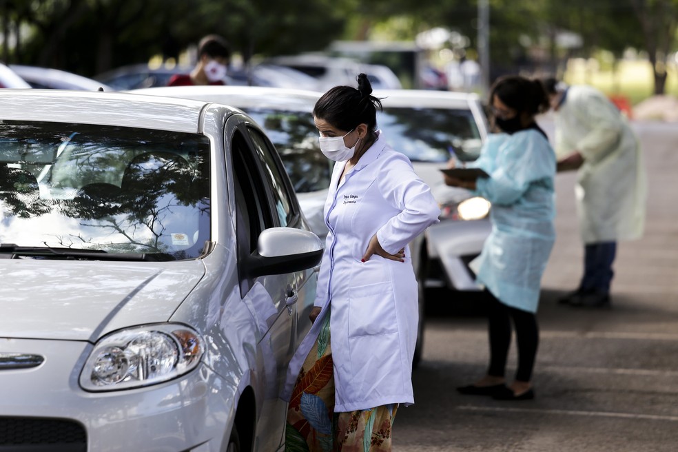 Posto drive-thru de vacinação contra a Covid-19 no Parque da Cidade, no DF — Foto: Breno Esaki/Agência Saúde DF