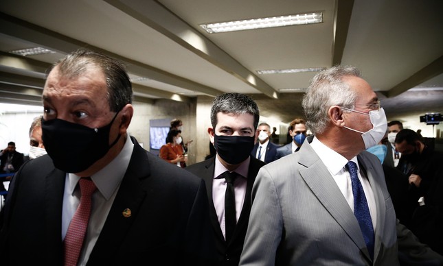 Os senadores Omar Aziz, Randolfe Rodrigues e Renan Calheiros | Pablo Jacob