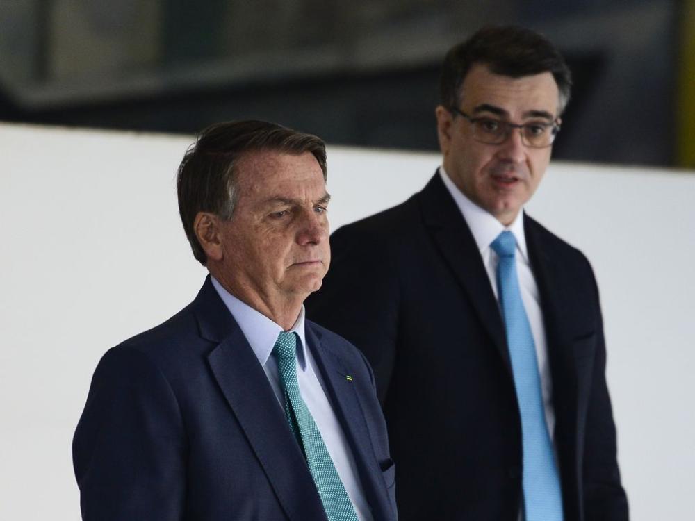Bolsonaro Presidente Jair Bolsonaro e ministro das Relações Exteriores, Carlos França (Foto: Marcelo Camargo/Agência Brasil)