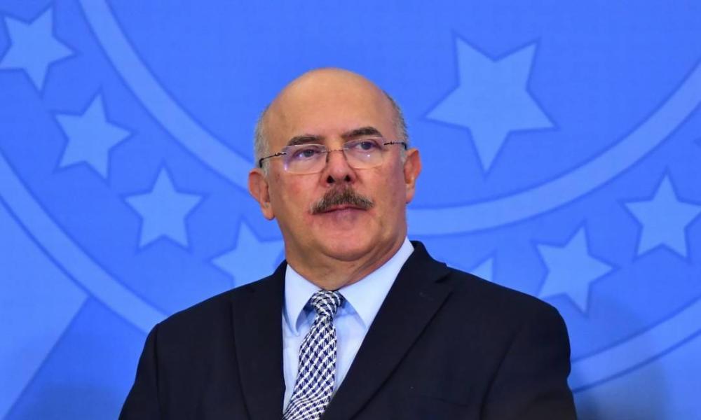 Milton Ribeiro confirma à PF que Bolsonaro intercedeu por pastores no MEC