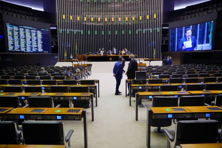 Sessão da Câmara foi marcada para as 15 horas - (Foto: Pablo Valadares/Câmara dos Deputados)