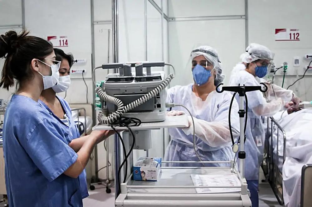 Hospital: média de casos passa de 14 mil. (Agência Brasil/Rovena Rosa)