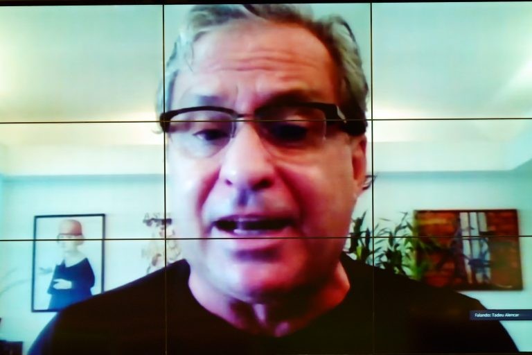 Tadeu Alencar é relator da proposta que torna permanente o apoio à cultura - (Foto: Pablo Valadares/Câmara dos Deputados)