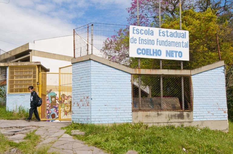 Deputado afirma que alunos foram prejudicados por falta de ações para garantir o ensino a distância - (Foto: Neto Talmeli/Prefeitura de Uberaba-MG)