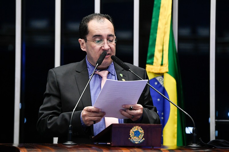 Em discurso, Kajuru classificou atitudes do chefe do Executivo como “articulação de cunho golpista" - Jefferson Rudy/Agência Senado