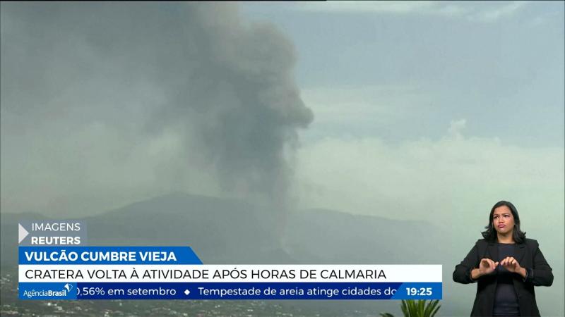 Vulcão Cumbre Vieja volta a expelir na Espanha