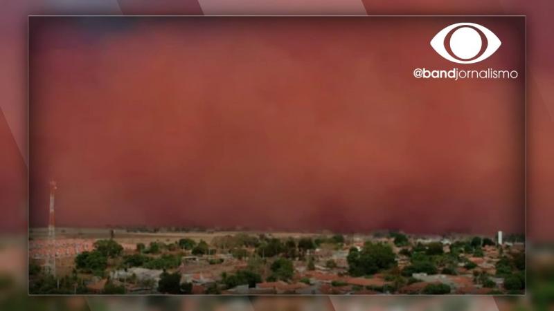 Tempestade de poeira atinge novamente o interior de SP